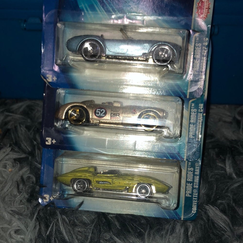 3 Hot Wheels from 2003/4 NIB